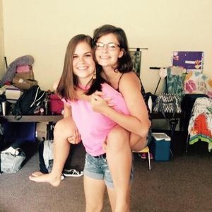 Meet your Posher, Madelynn